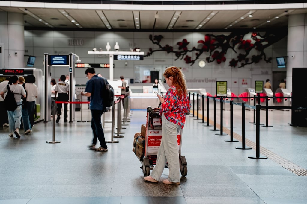 airport check-in India traveller