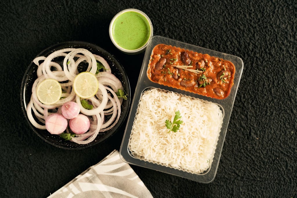 homemade food travel tiffin - Can You Carry Homemade Vegetarian Food on Indian Flights?
