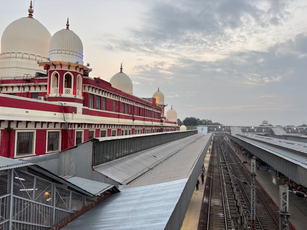 train station Bihar India