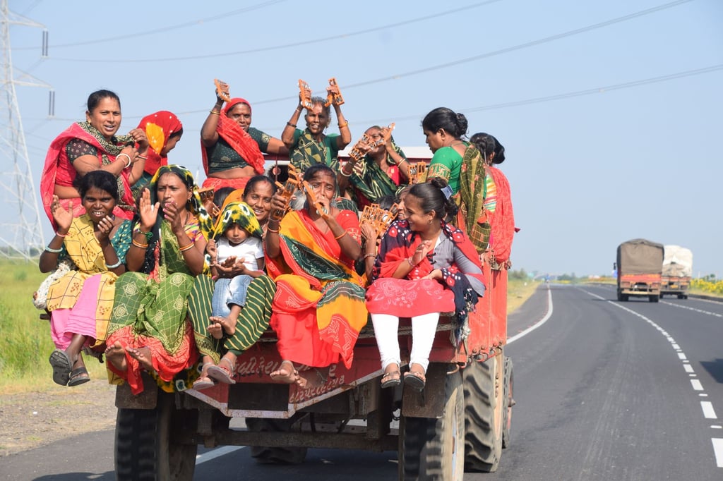 Gujarat countryside road