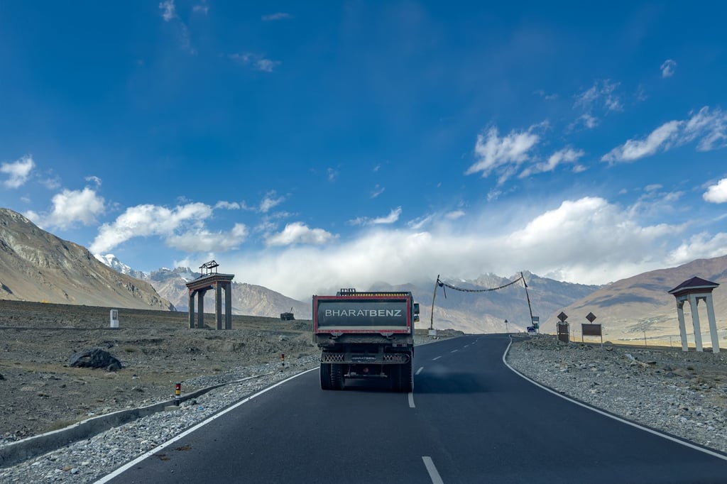 highway road trip Gujarat