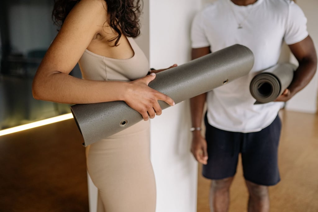 yoga mat travel suitcase - Yoga Mat, Resistance Bands and Dumbbells on Flights in India