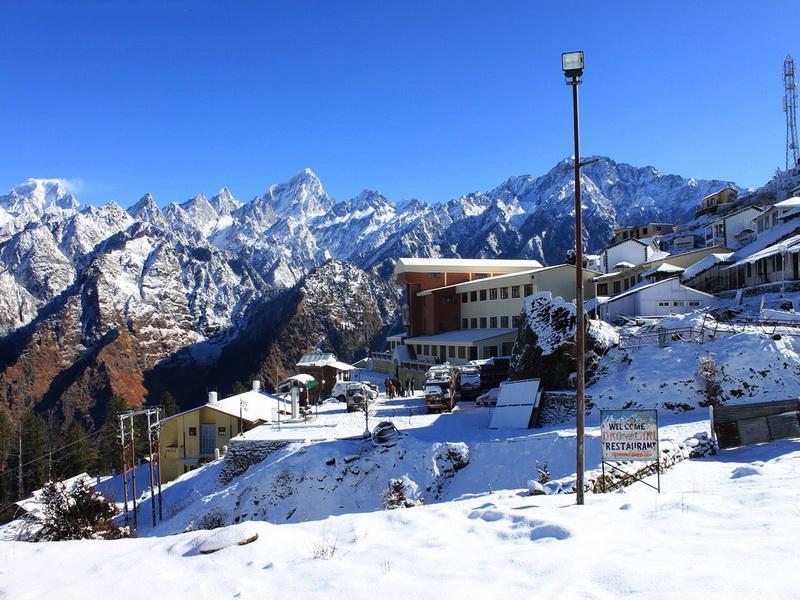 Auli is a hill station in Uttarakhand